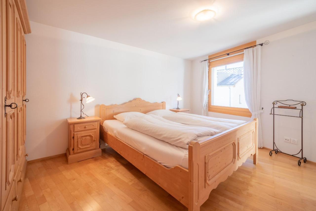 Laax Homes - Capolgarten 3,7 Флимс Екстериор снимка